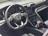 Фото 7 - Lamborghini Urus