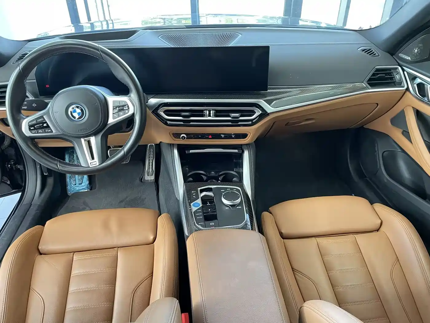 BMW I4