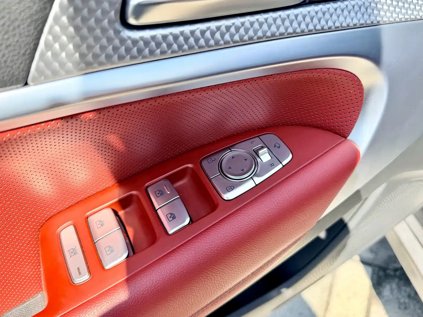 Genesis G70 2022 2023 Model 2.0T RWD Luxury Edition
