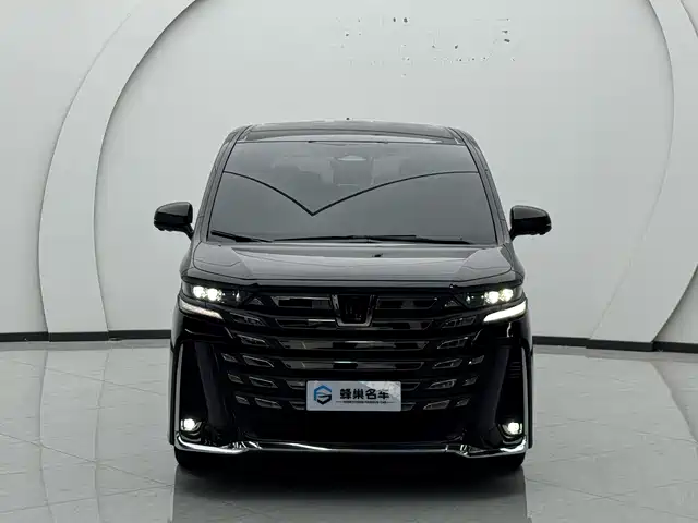 Toyota Vellfire, фото 2