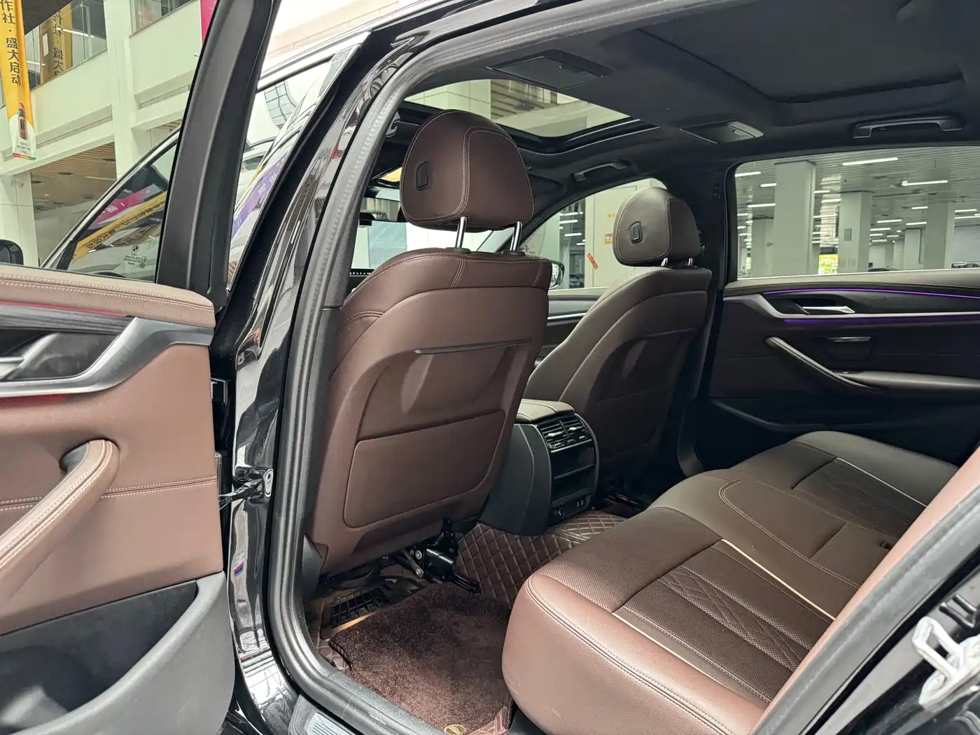 BMW 5 Series 2022 530Li Leading M Sport Package фото 14