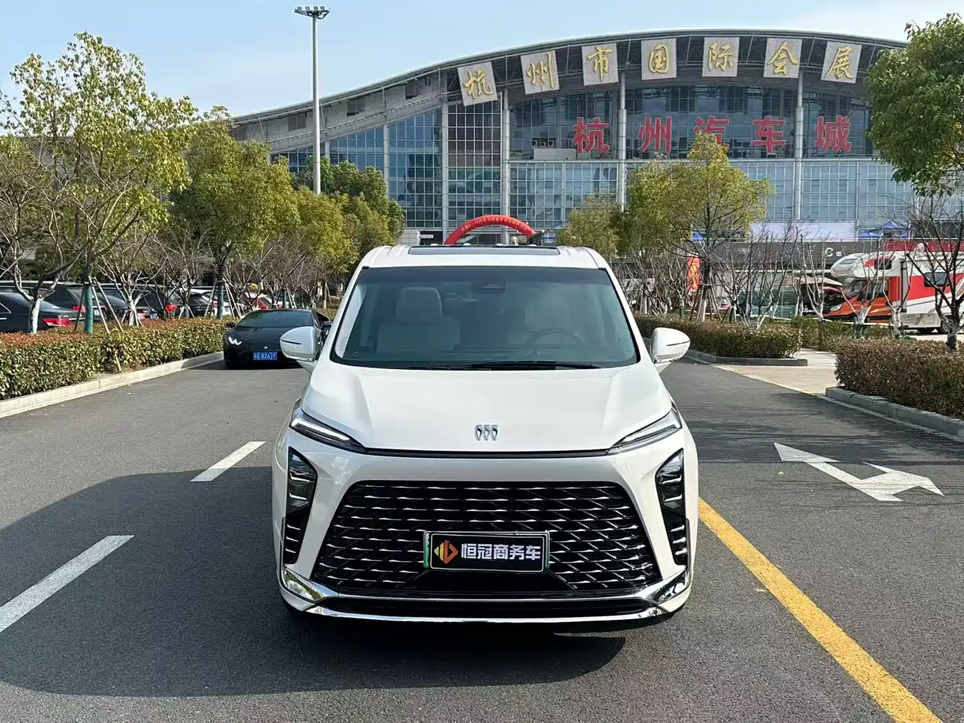 BUICK GL8 NEW ENERGY