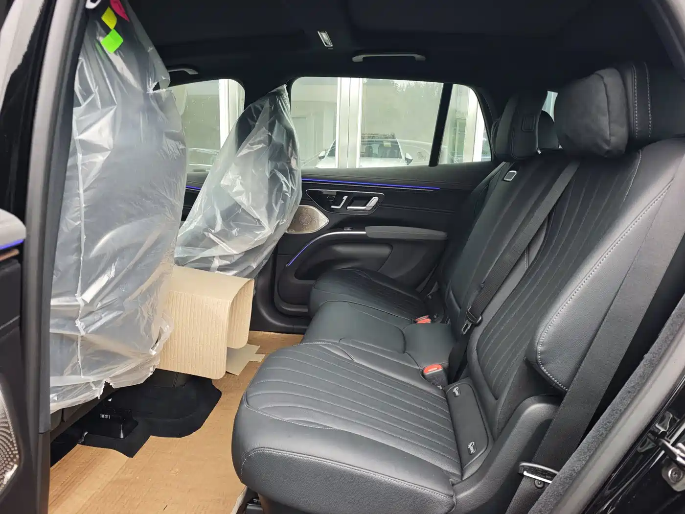 Mercedes-Benz EQS SUV 2026 2025 Model 500 4MATIC