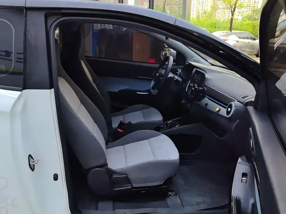QQ New Energy Little Ant 2024 2024 Facelift Youth Edition 251km Passion 25.05kWh