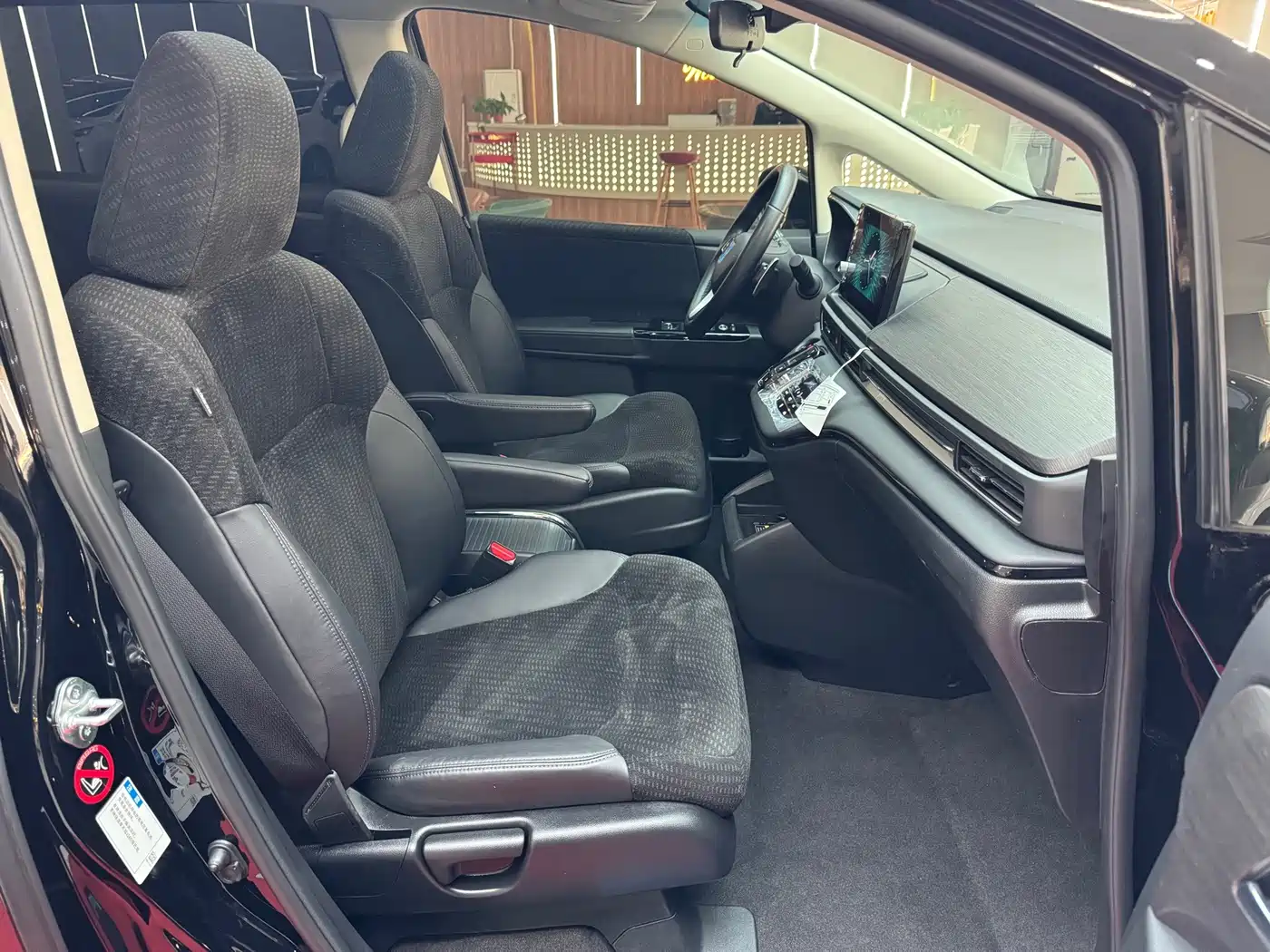 Honda Elysion 2025 2024 2.0L e:HEV Comfort Edition