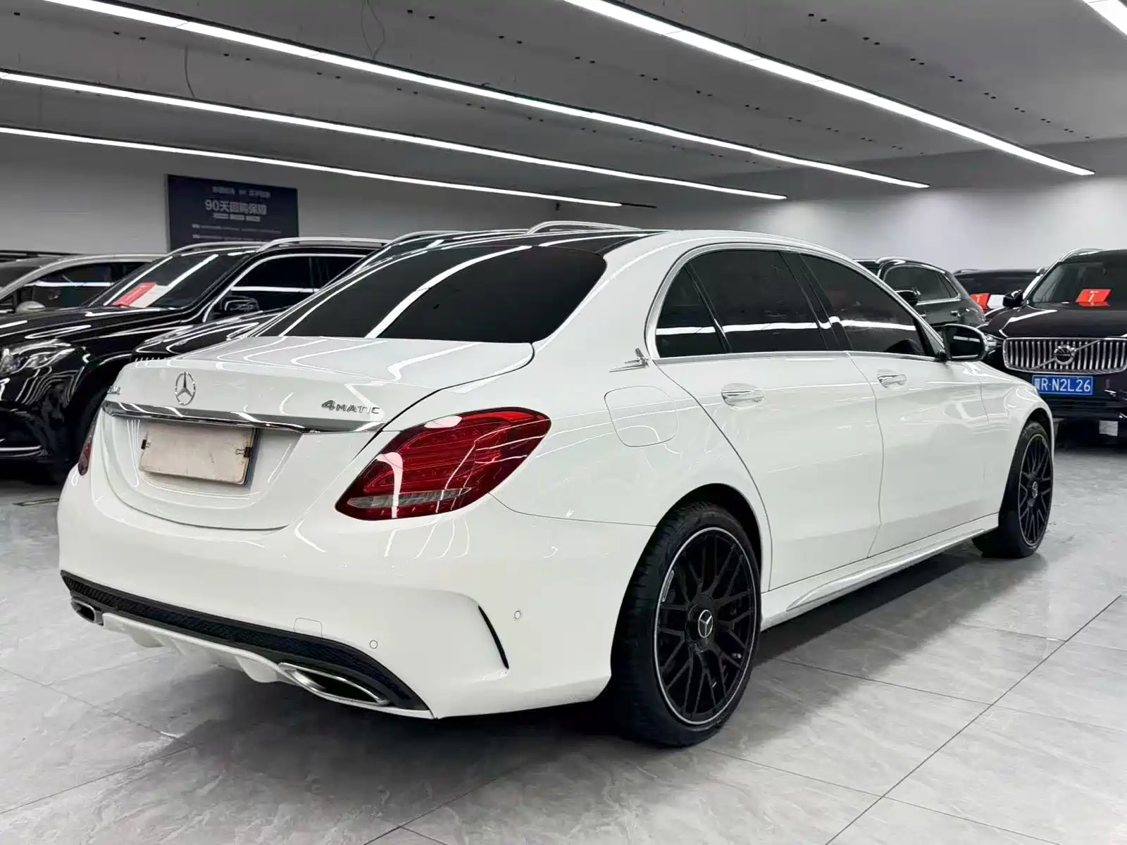 Фото 6 - Mercedes-Benz C-Class