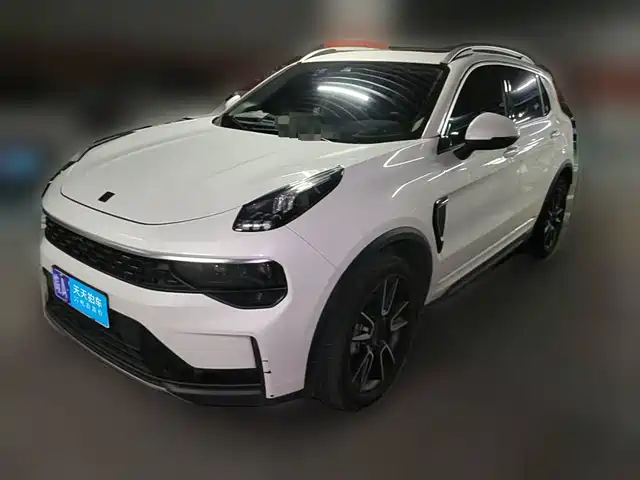  Lynk & Co Lynk & Co 01 2021 2.0TD 2WD Pro