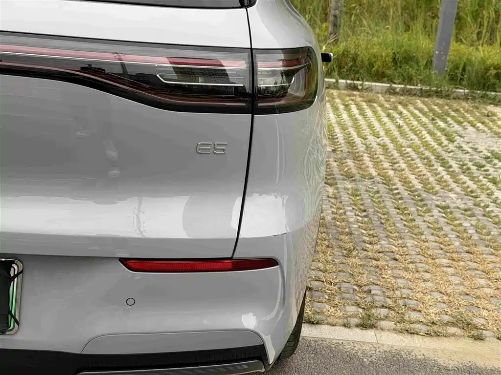 Geely Galaxy Galaxy E5 2026 2026 530km Voyager Edition