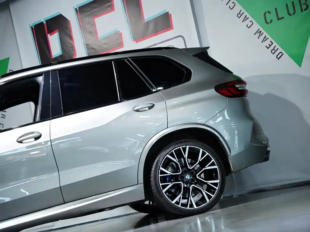 BMW X5 M 2022 2022 X5 M