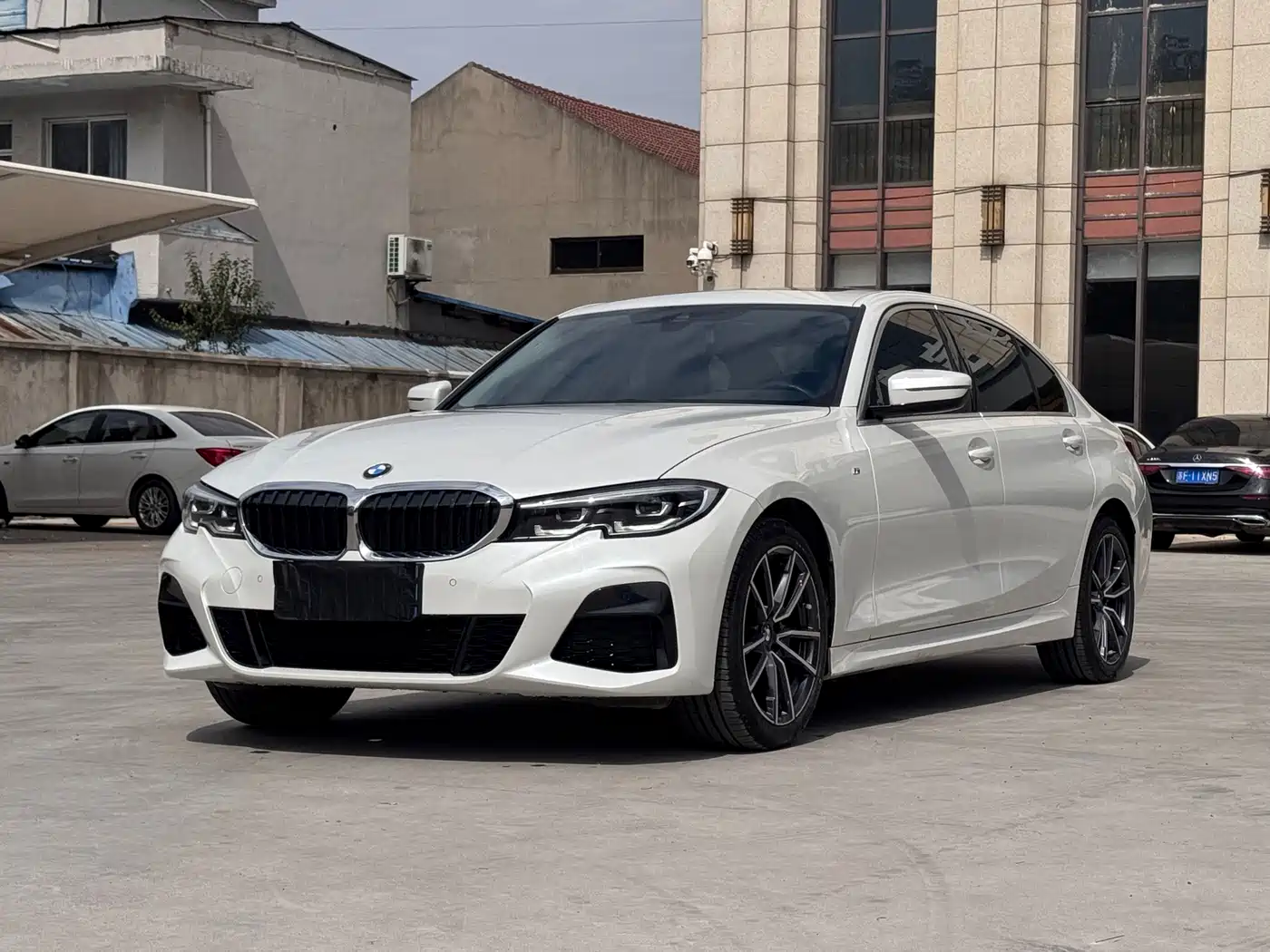 BMW 3 Series 2022 325Li M Sport Package