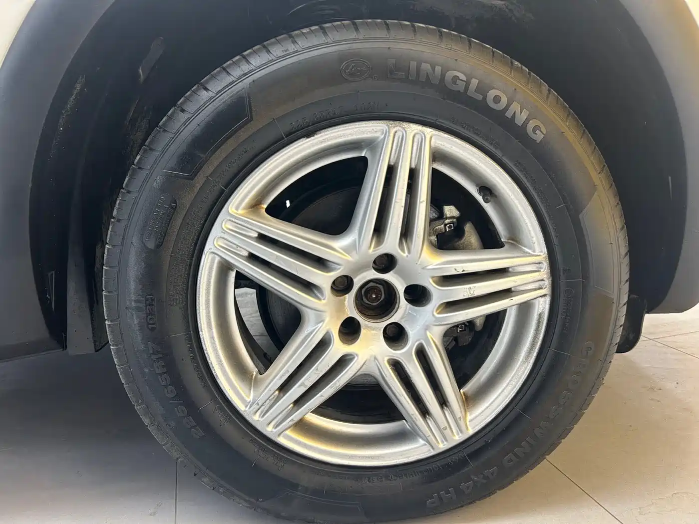 Qoros 5 2019 2018 Facelift 1.6T Automatic Leading