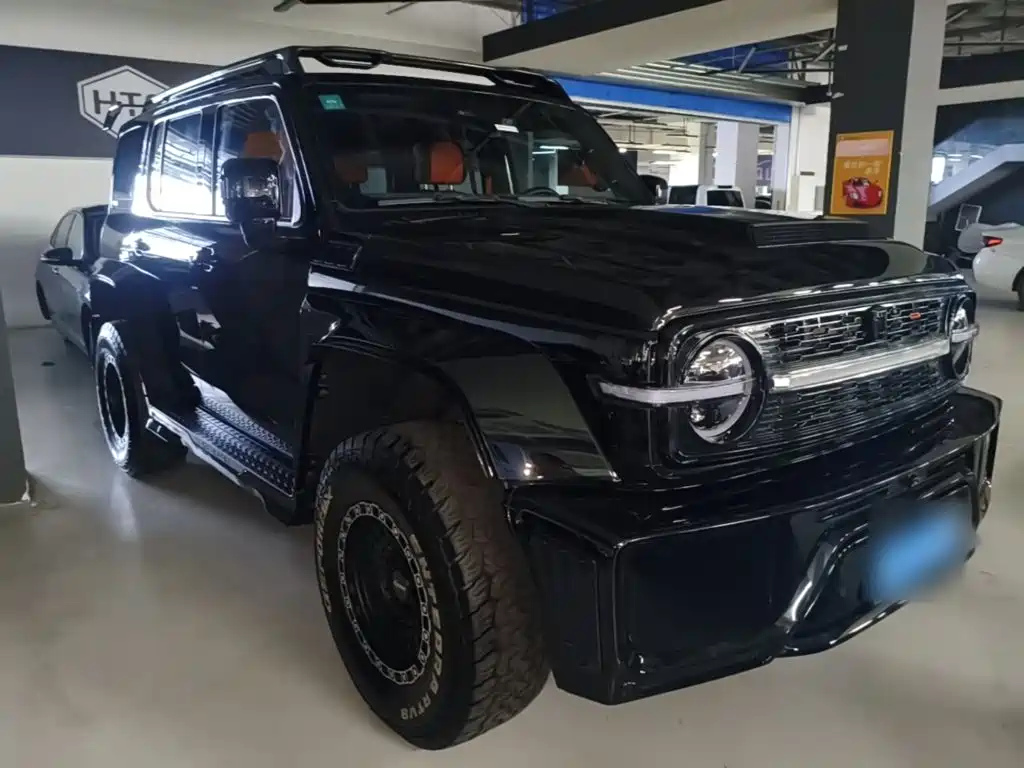 Crossboundary Auto Co-created Tank 300 2025 2023 2.0T Cyber Knight