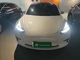 Фото 3 - Tesla Model 3