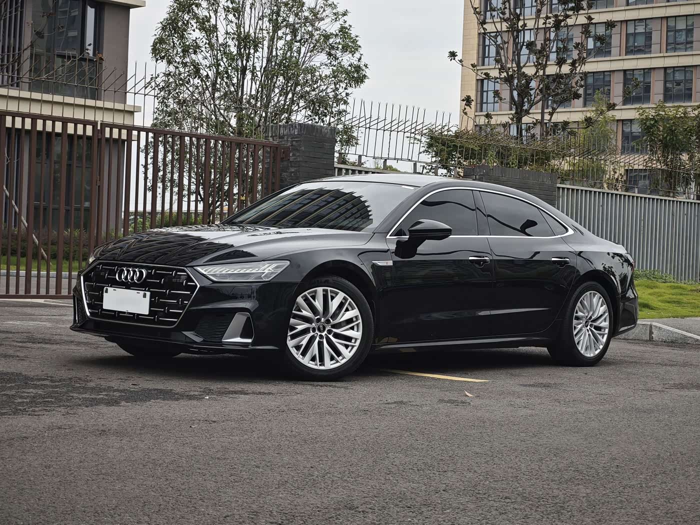 Audi A7L