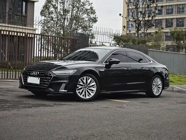 Audi A7L 45TFSI S-line, Мечта, Пакет Кристалл