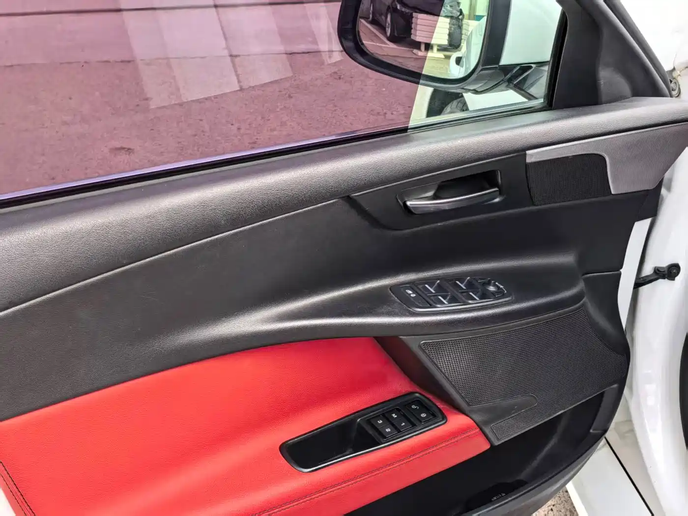 Jaguar XE 2016 2015 2.0T 200PS R-Sport