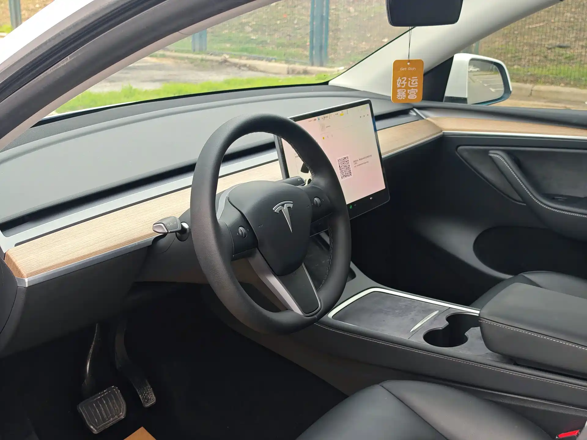 Фото 4 - Tesla Model Y