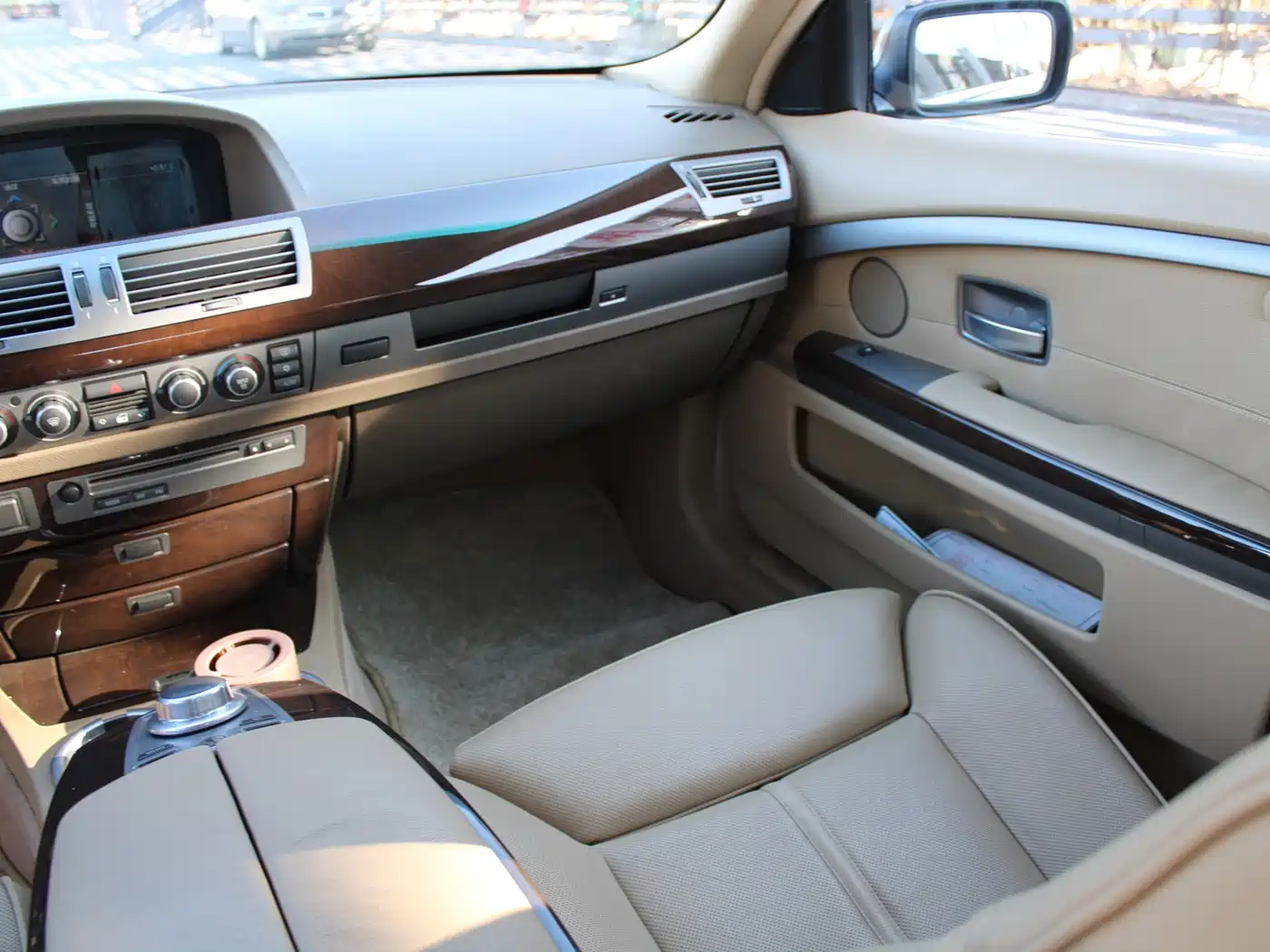 BMW 7 Series 2005 Model 750Li фото 16