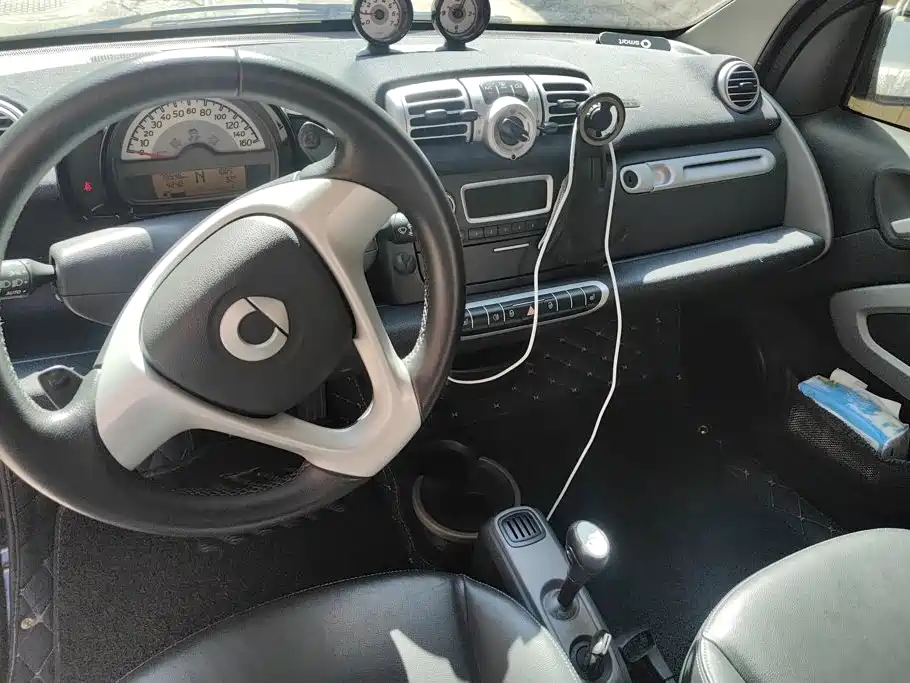 Photo 12 - smart fortwo