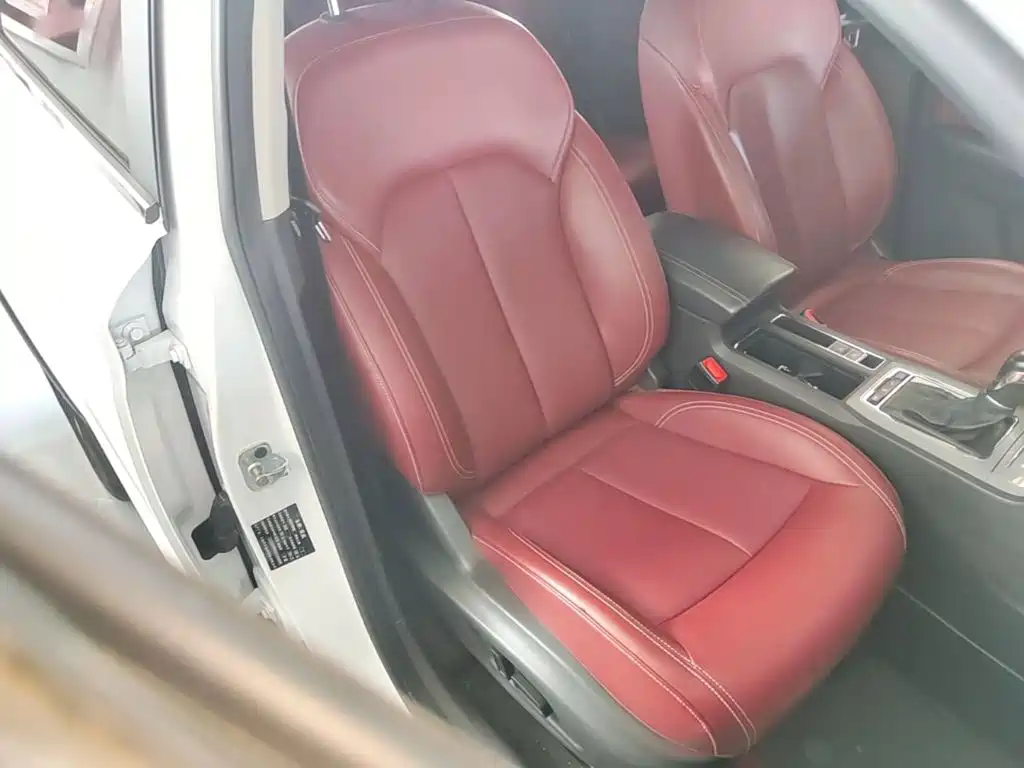 Roewe RX5 2016 2016 30T 4WD Automatic Internet Premium Edition