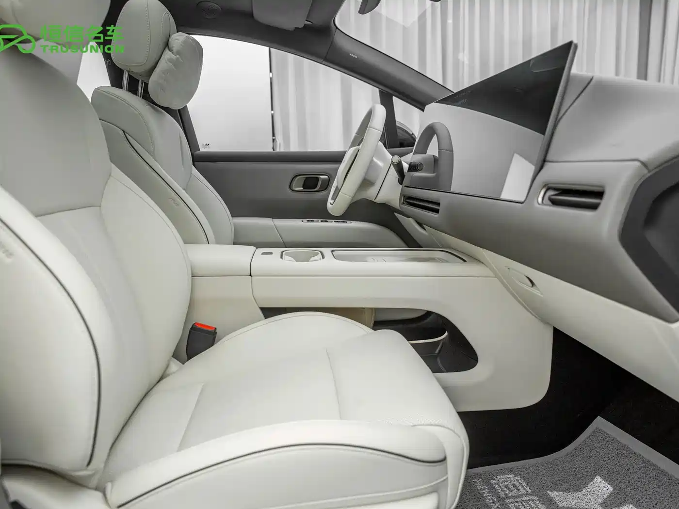 Li Auto i6 2026 2025 2WD Base Model