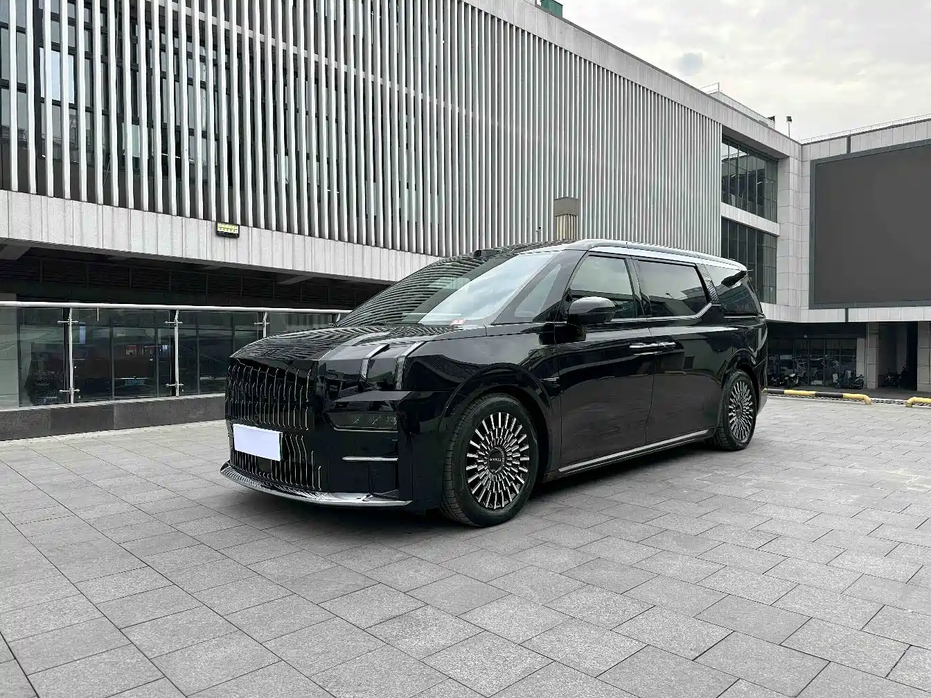 ZEEKR EXTREME KRYPTON 009