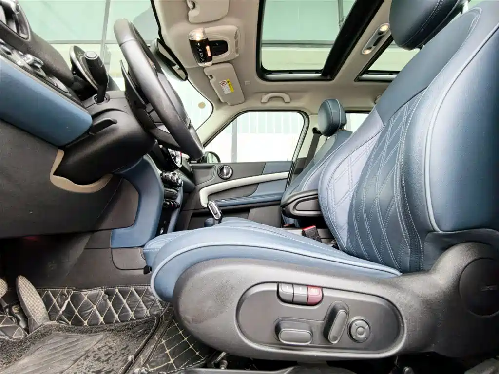 MINI COUNTRYMAN 2023 2023 2.0T COOPER S ALL4 Connoisseur