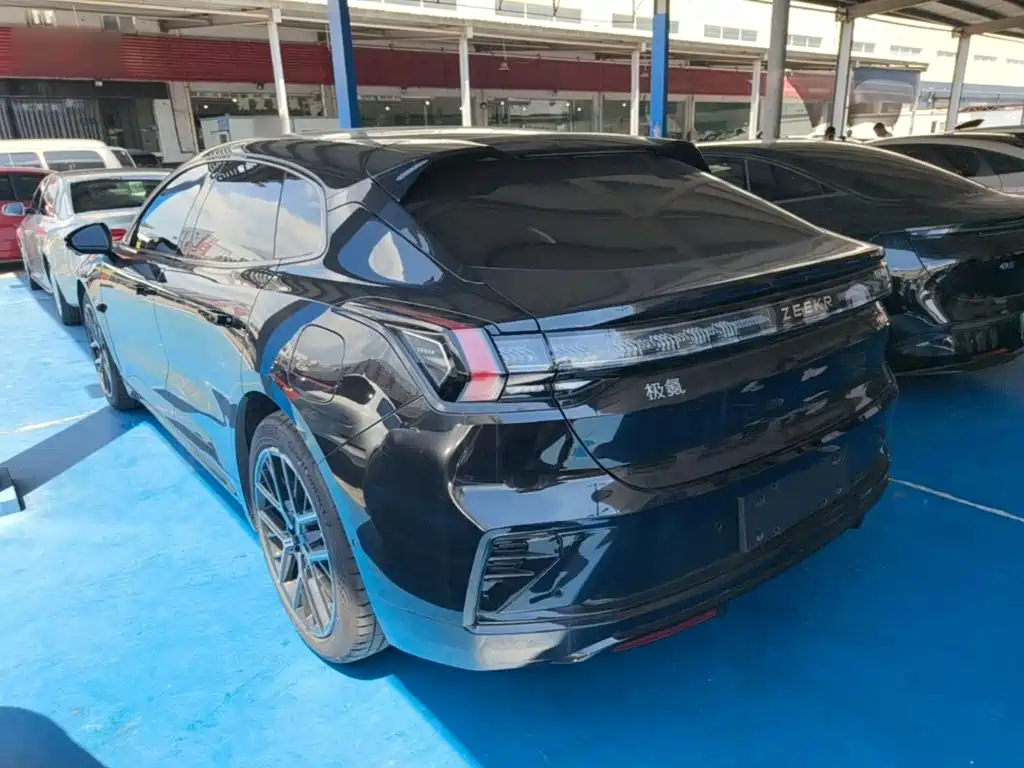 2026 ZEEKR 001