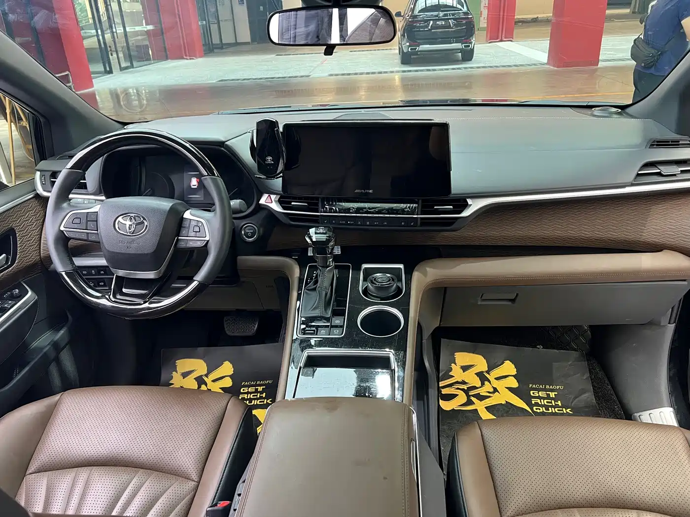 TOYOTA SIENNA