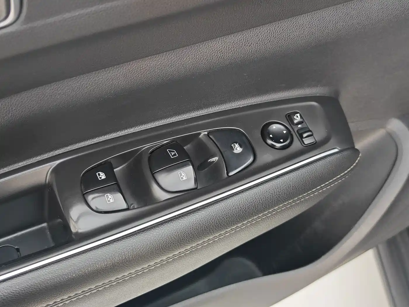 Renault Koleos 2017 2017 2.0L 2WD Luxury Edition