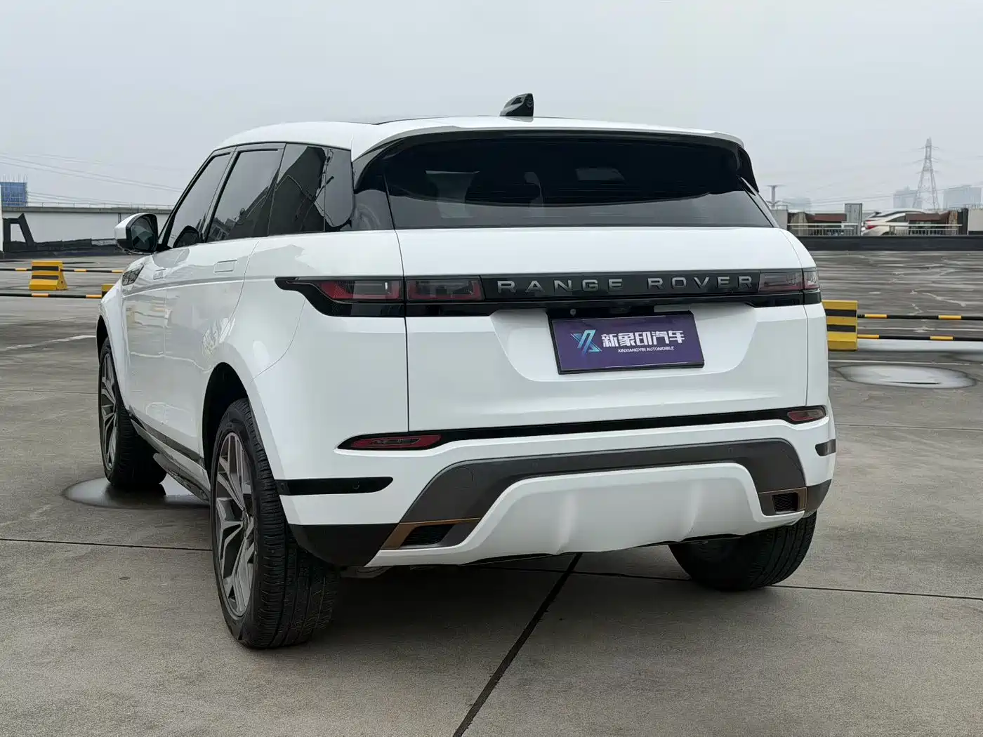 Фото 9 - Land Rover Range Rover Evoque