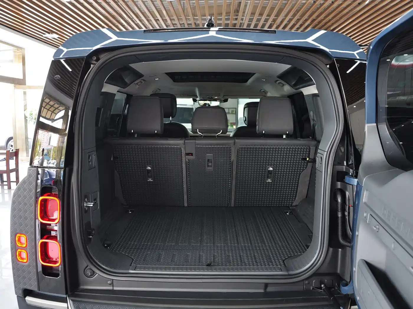 Land Rover Defender 2021 2021 110 P400 X-DYNAMIC HSE