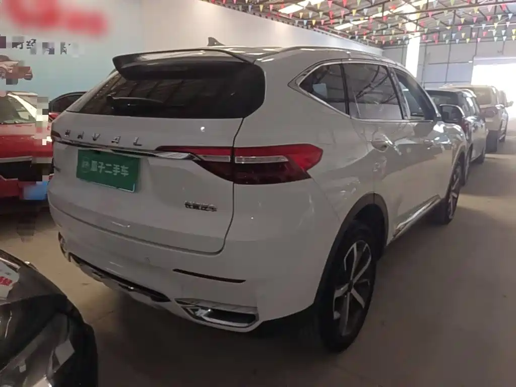 Фото 7 - Haval F7