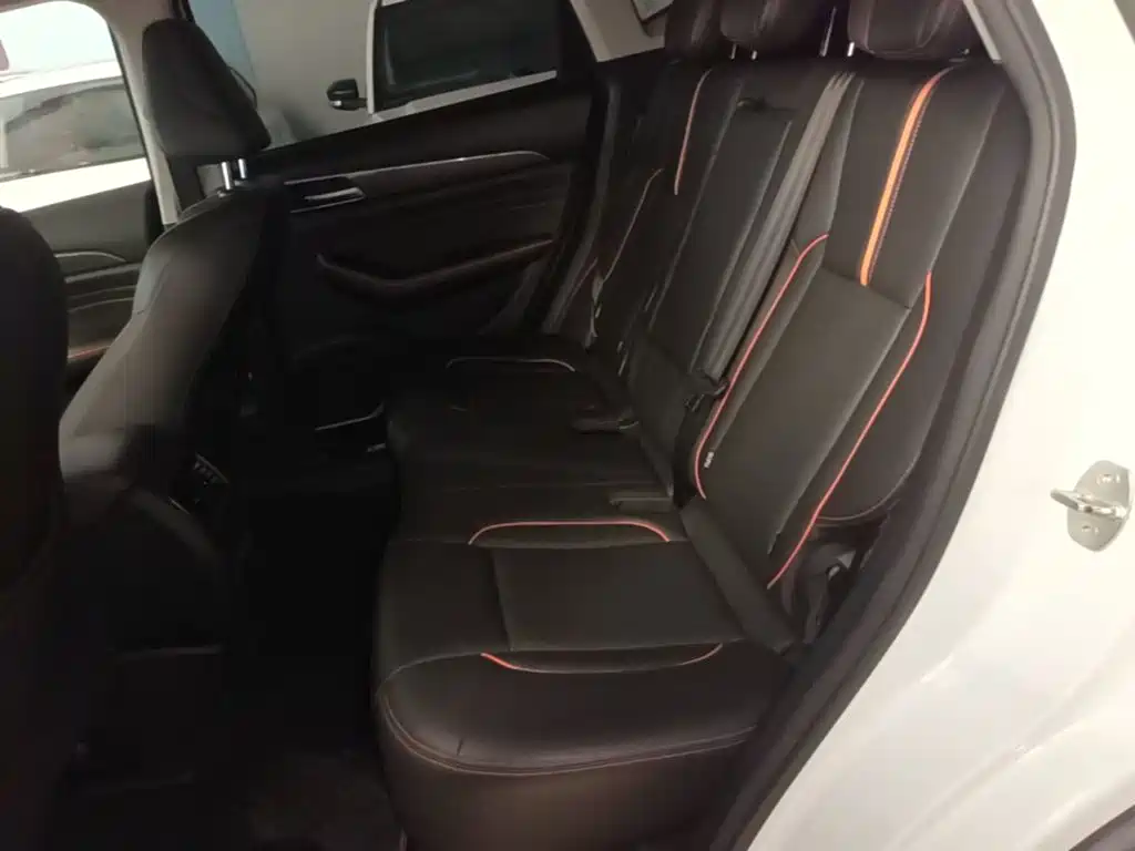 Фото 17 - Haval F7