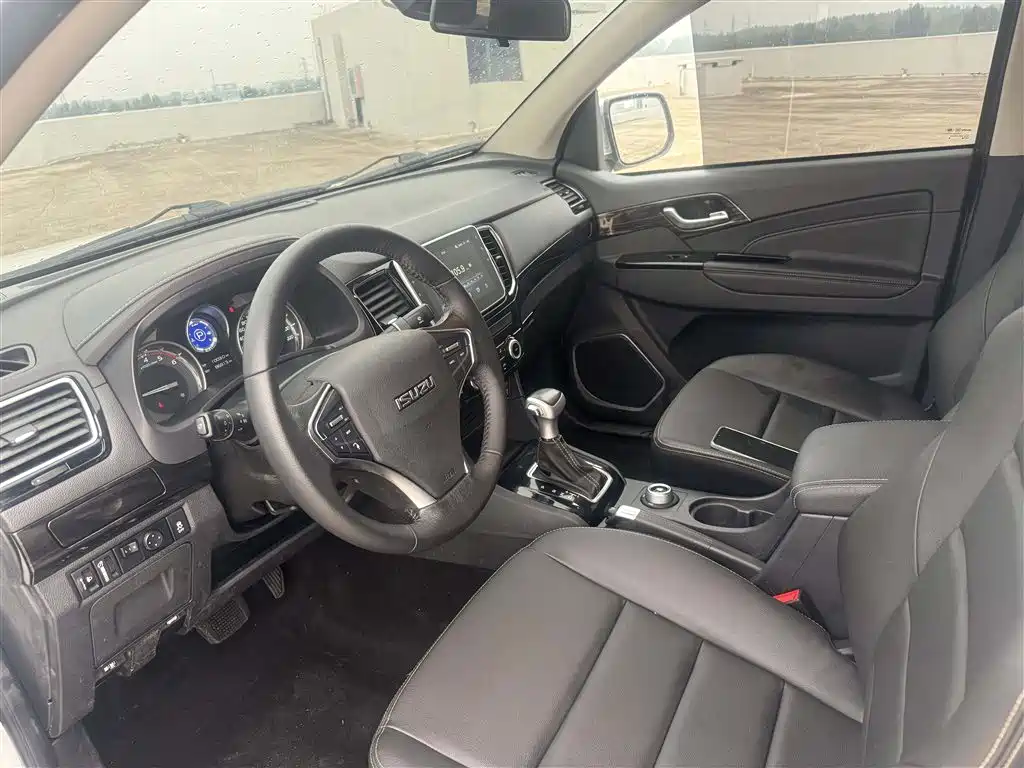 2021 Isuzu D-MAX