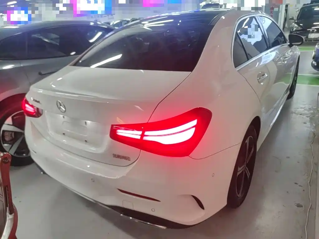 Mercedes-Benz A-Class 2025 2025 A 200 L Fashion Edition