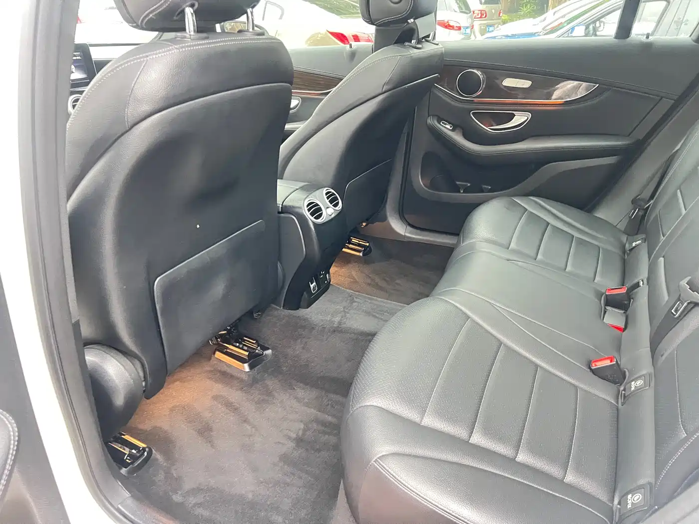 Mercedes-Benz GLC 2019 GLC 260 4MATIC Dynamic фото 10