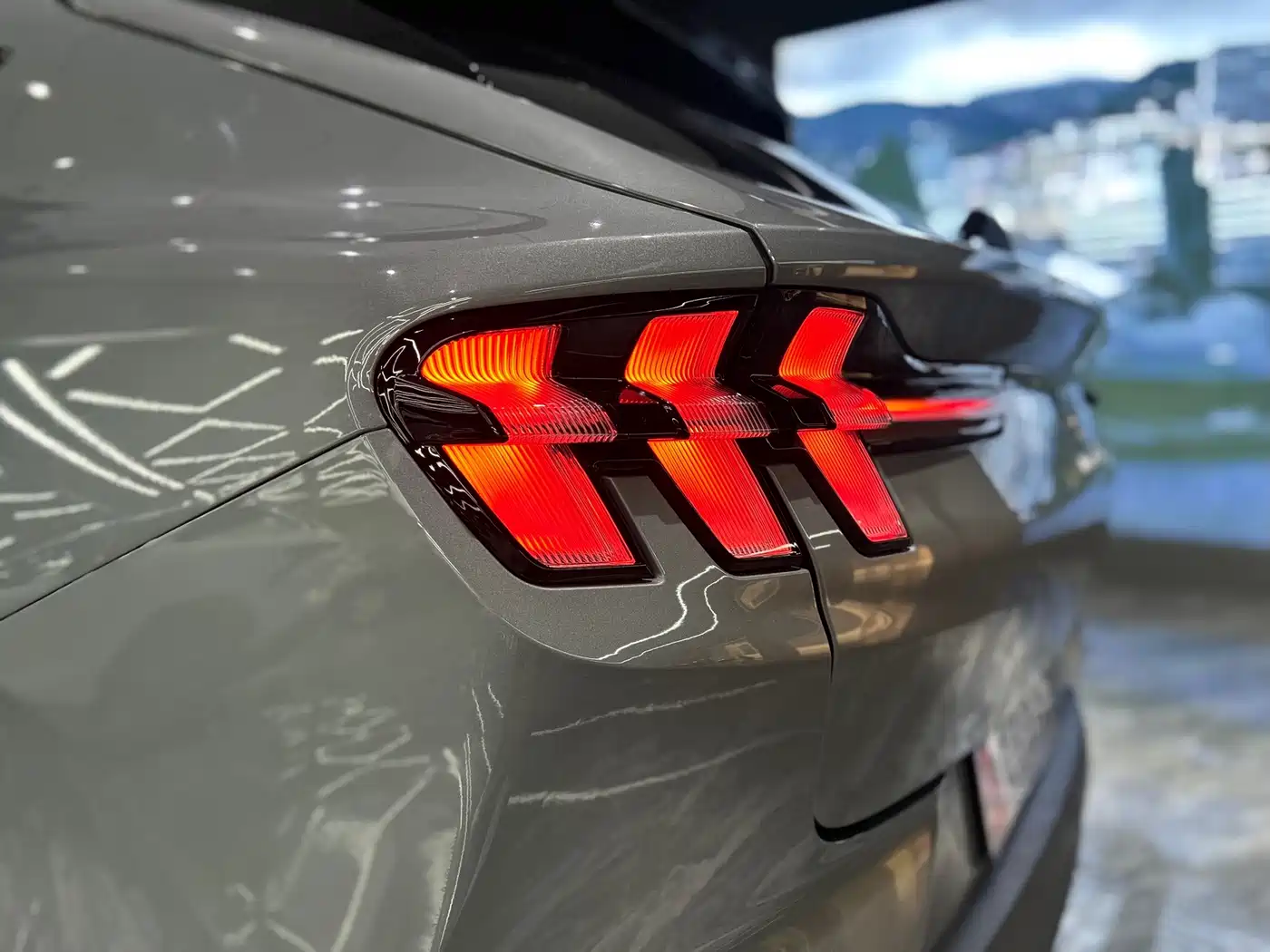 Ford Mustang Mach-E 2022 2021 Leap World RWD (Standard Range)