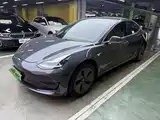 Фото 1 - Tesla Model 3
