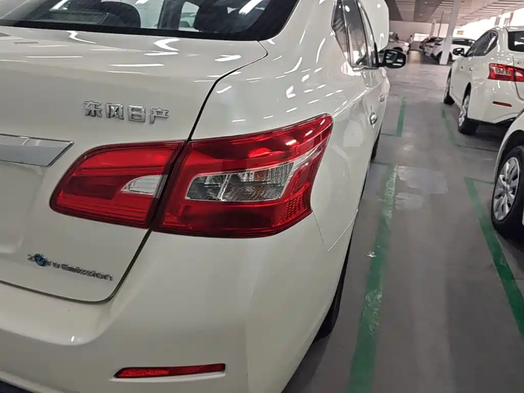 Nissan Sylphy Zero Emission 2019 2018 Intelligent Premium Edition
