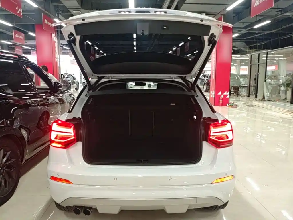 Audi Q2L 2019 2018 35 TFSI Fashion Elegance China V
