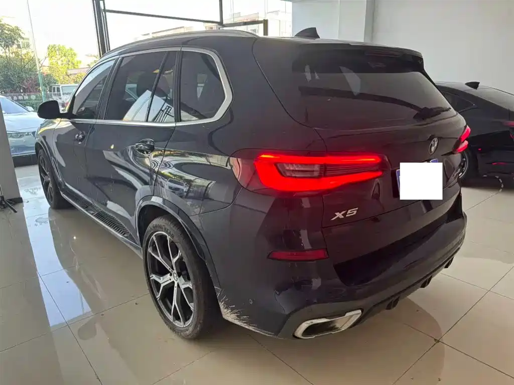 BMW X5 2022 Facelift xDrive 40Li Premium M Sport Package