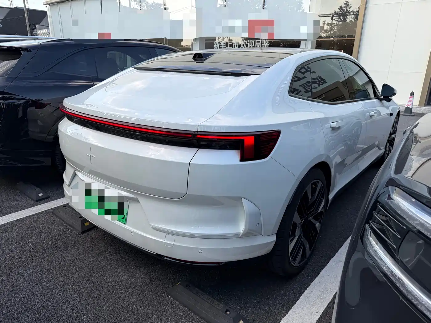 Polestar 4 2024 2023 Dual Motor High Performance PLUS
