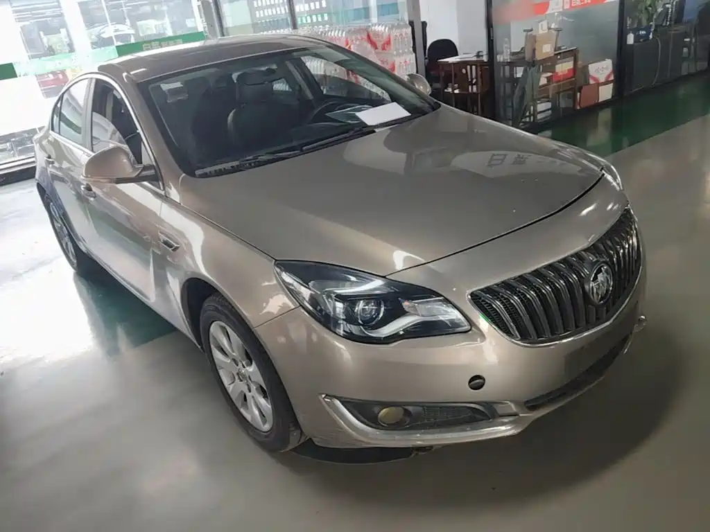 Фото 4 - Buick Regal