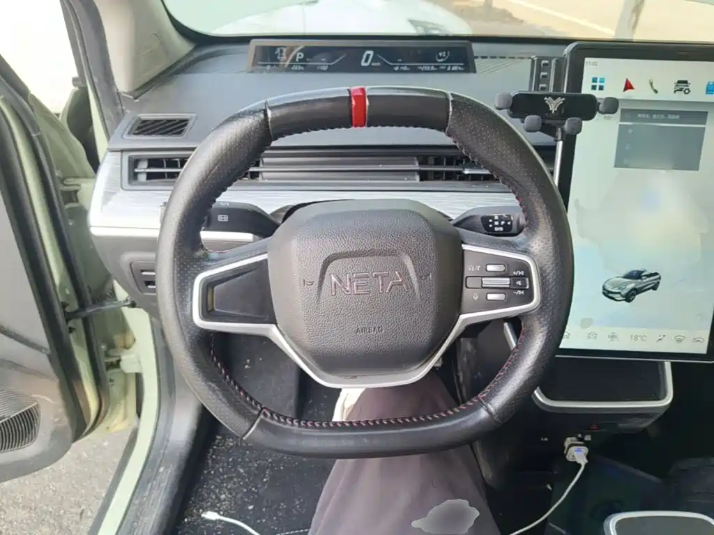 Nezha Auto Nezha V 2023 2022 Trend 300 Lite LFP