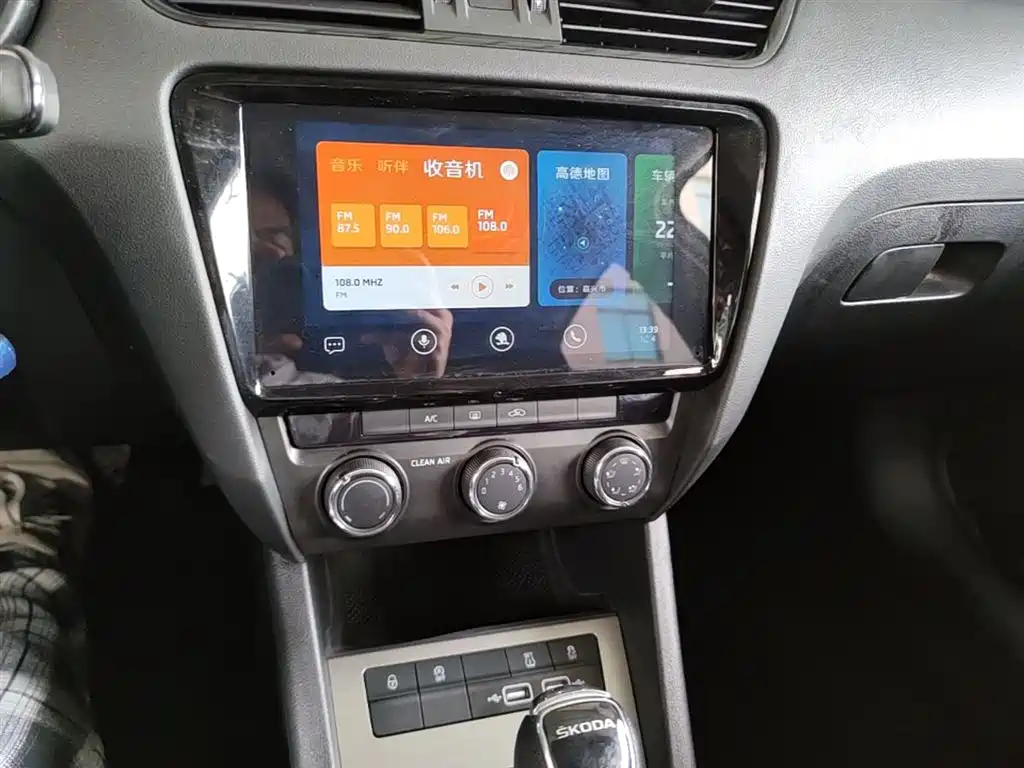 SKODA OCTAVIA
