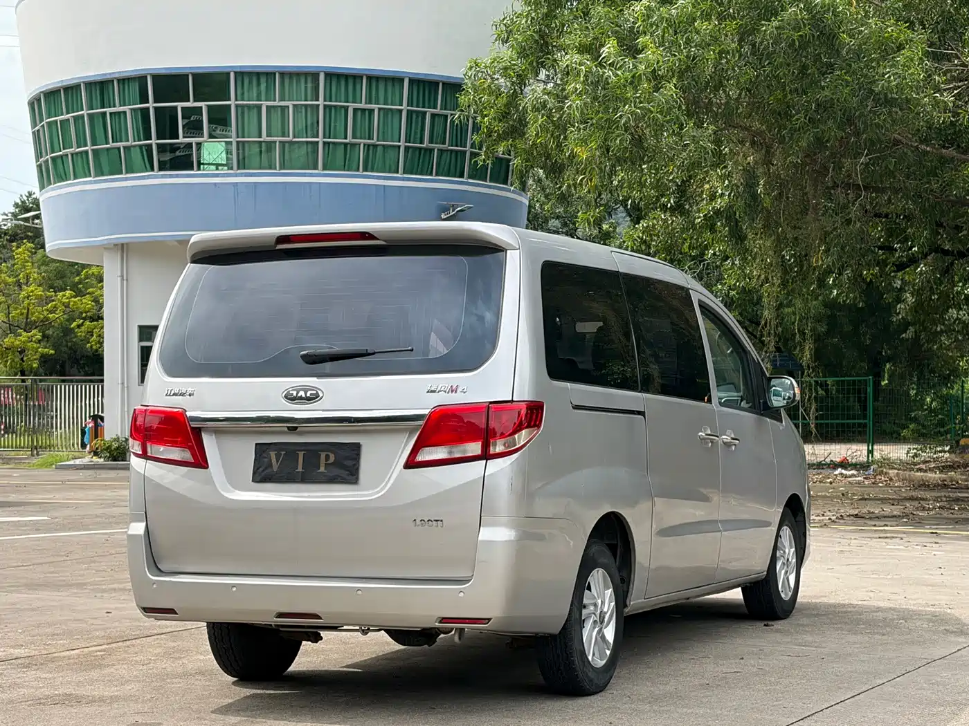 JAC Refine Refine M4 2017 2017 1.9T Diesel Manual Luxury