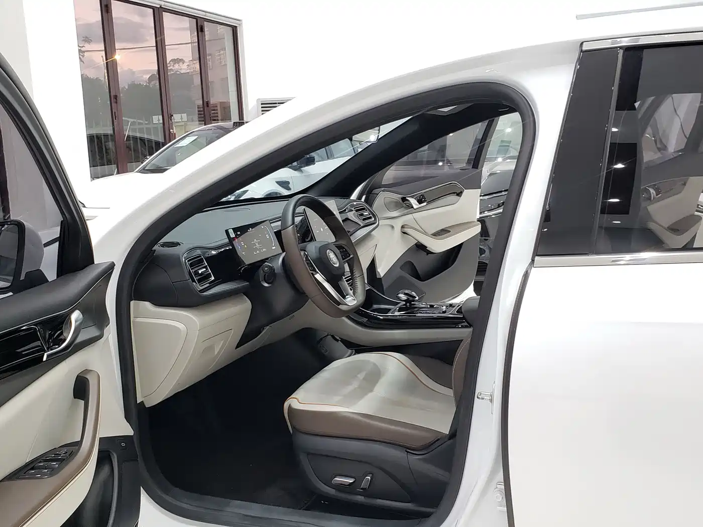 Фото 4 - BYD Qin PLUS