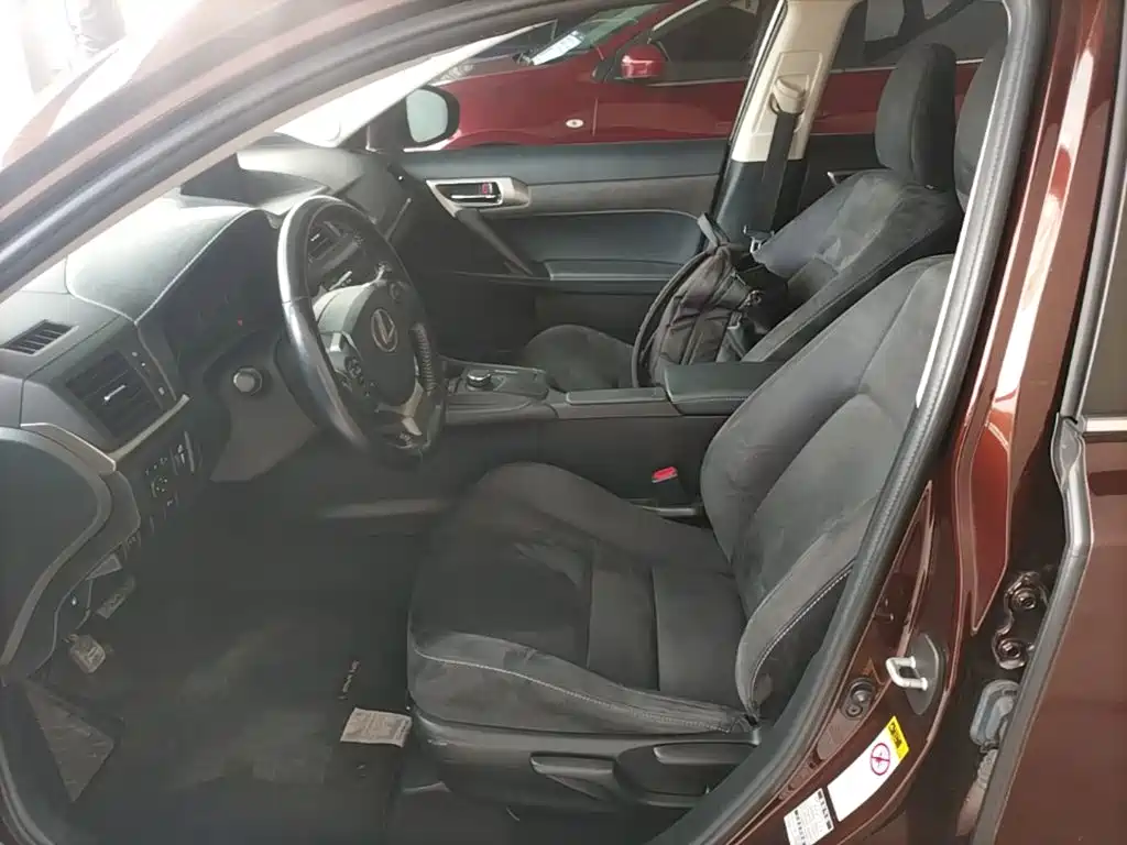 Lexus CT 2017 2014 CT200h Comfort Monochrome