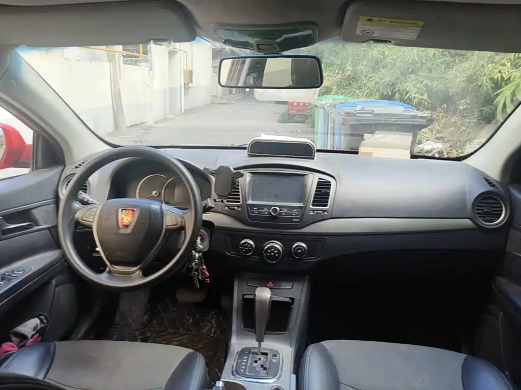 Roewe 350 2013 2013 350C 1.5L Automatic Joy Edition